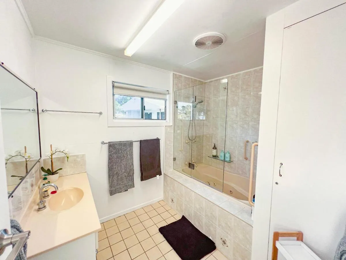بيت للعطل Bella Luna Beach Front - 2 Bed South Mission Beach أستراليا
