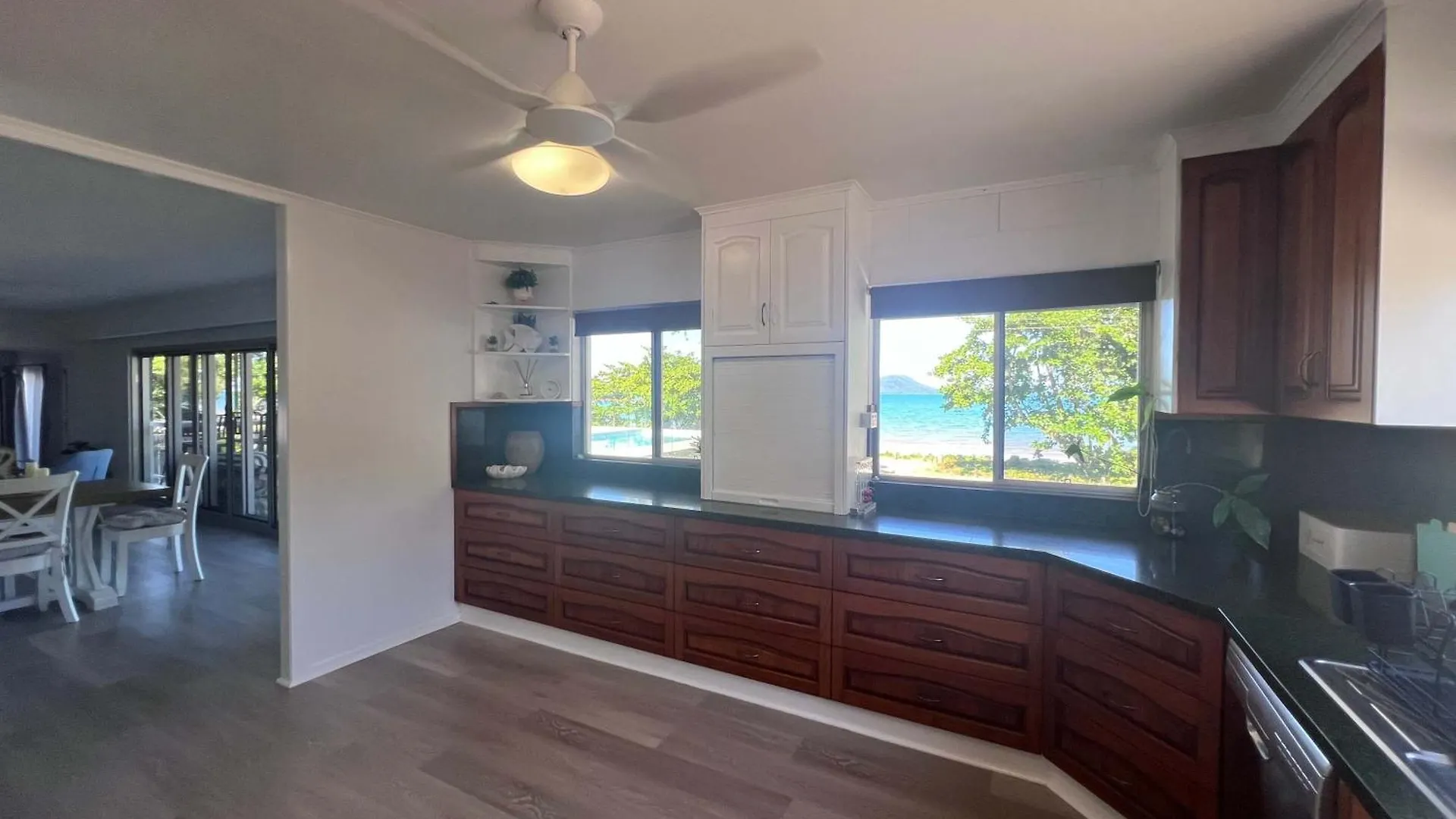 Bella Luna Beach Front - 2 Bed South Mission Beach بيت للعطل
